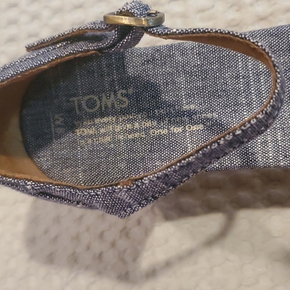 TOMS Size 8 Chambray Platform Wedge Sandals Ankle Buckle Denim (#14) - Picture 6 of 6